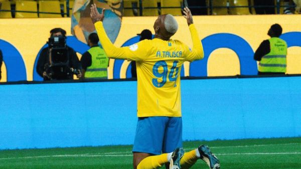 النصر يعلن مصير تاليسكا في الموسم الجديد