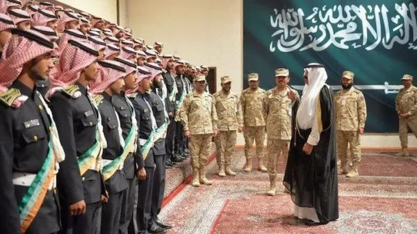 تخصصات كليه الملك خالد العسكريه تسجيل الثانوي والشروط ونسب القبول