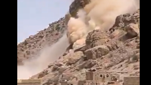 Rockslide in Hadramout