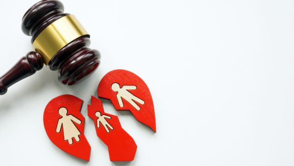 الأسباب الستة الأكثر شيوعًا وراء الطلاق