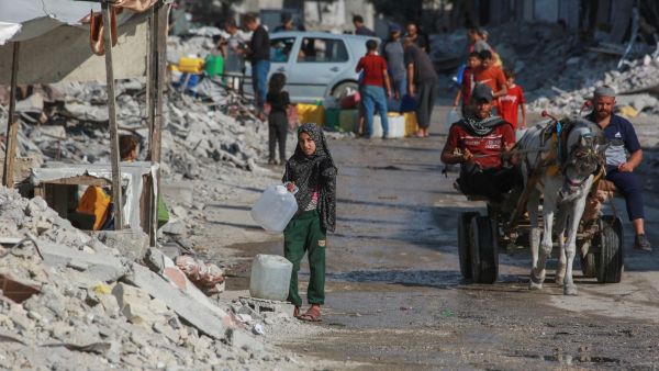 غزة مغطاة بأكثر من 40 مليون طن من الركام