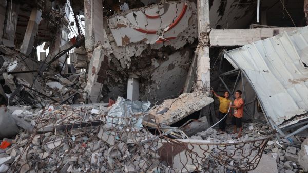 استمرار القصف الاسرائيلي على قطاع غزة استمرار القصف الاسرائيلي على قطاع غزة