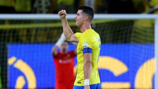 رونالدو يقود النصر للنهائي (Photo by Fayez NURELDINE / AFP)