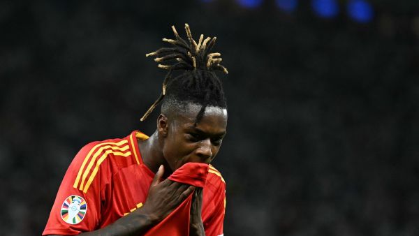 نيكو ويليامز (Photo by INA FASSBENDER / AFP)