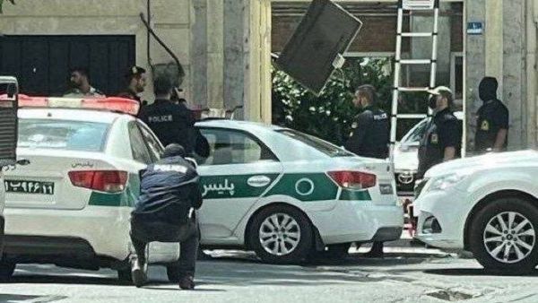 إيران - مداهمة معهد ألماني