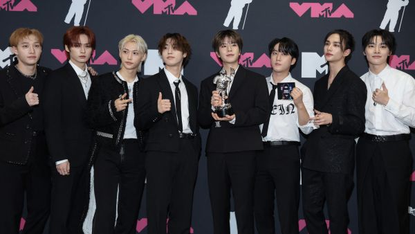 Stray Kids