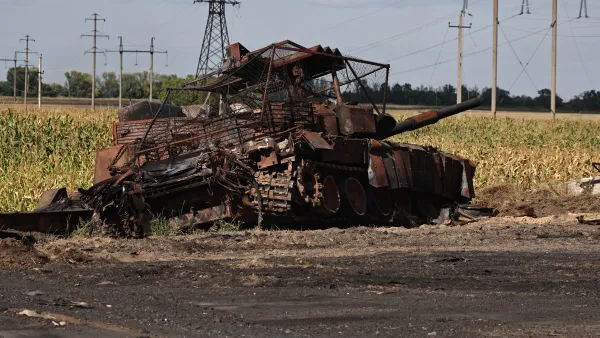 Destroyed tank in kursk 