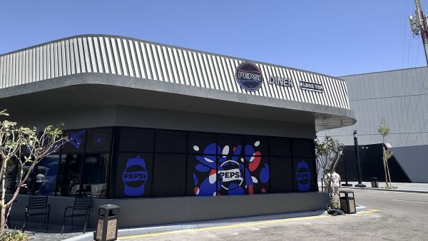 Pepsi Diner Exterior. Pepsi unveils the First-ever Retro Pepsi Diner in Riyadh this summer