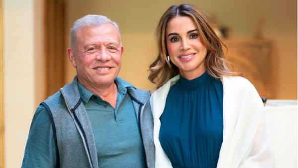الصورة الأولى لإطلالة الملكة رانيا في عيد ميلادها...فستانها يخطف الأنظار