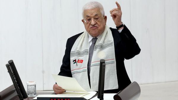 الرئيس الفلسطيني محمود عباس الرئيس الفلسطيني محمود عباس