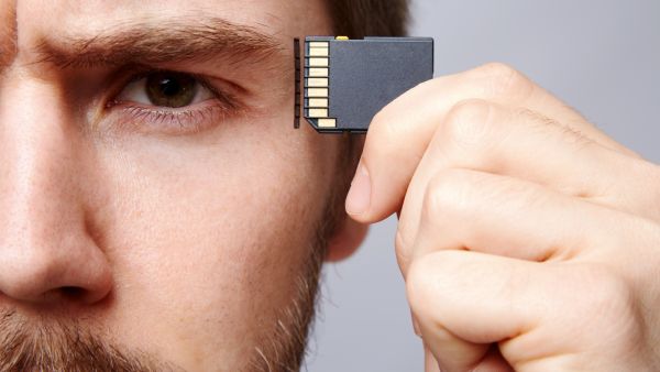 طبيب البوابة: مشاكل الخرف الرقمي وكيف يمكن الوقاية منه