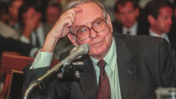 Warren Buffett sells Berkshire Hathaway's Apple shares