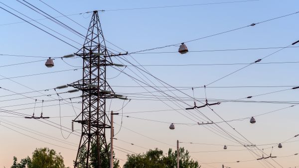 US awards $2.2B to renovate the nation’s power grid with cleaner energy