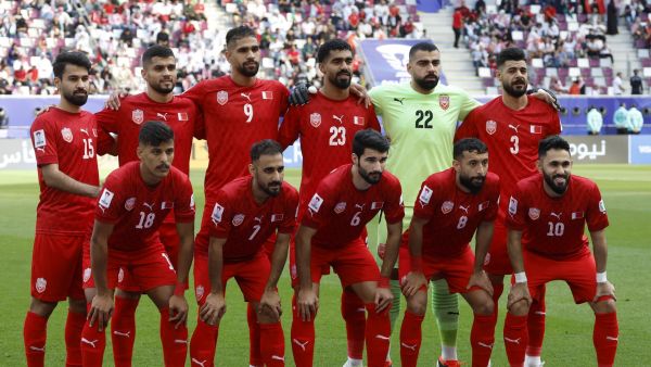 منتخب البحرين (Photo by KARIM JAAFAR / AFP)