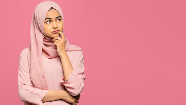 ما هي الآية التي تعالج التفكير المفرط؟