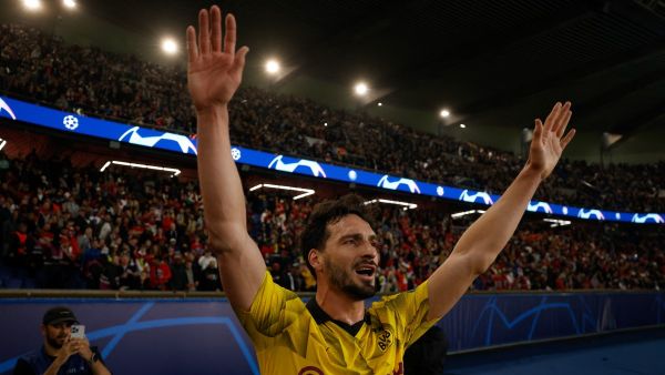 ماتس هوميلز (Photo by Odd ANDERSEN / AFP)