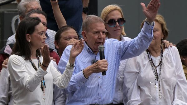 Edmundo González Urrutia