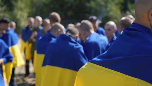 Ukraine and Russia complete prisoner exchange; 49 Ukrainians freed