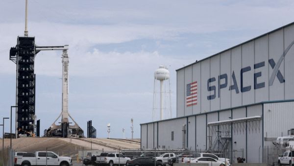 FAA fines SpaceX over launch license violations, Musk threatens lawsuit