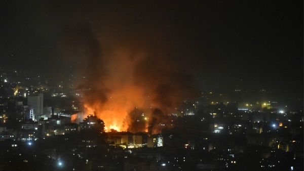 أكد حزب الله اللبناني في بيان رسمي استشهاد الأمين العام نصر الله