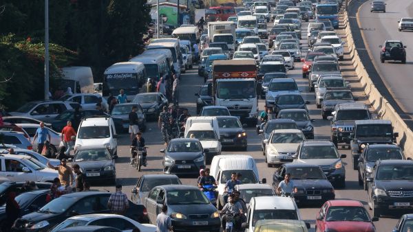 حركة نزوح كثيفة من جنوب لبنان