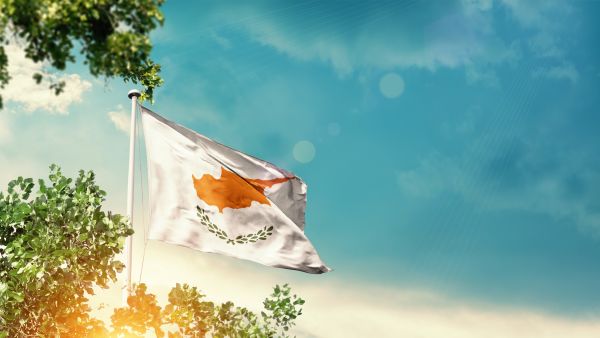 Cyprus signs agreement with Greece for undersea electrical interconnection