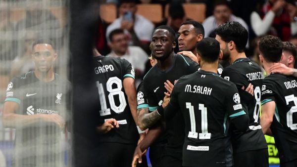 ليفربول يواجه بولونيا اليوم (Photo by PIERO CRUCIATTI / AFP)