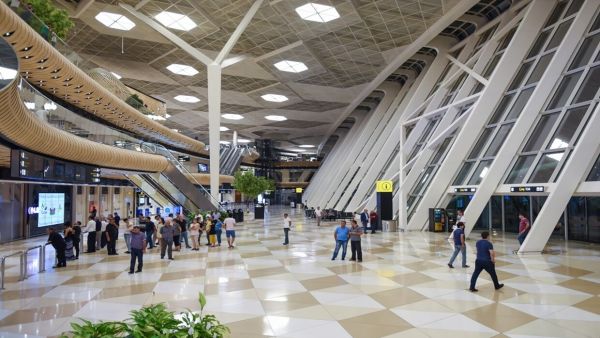 مطار علييف