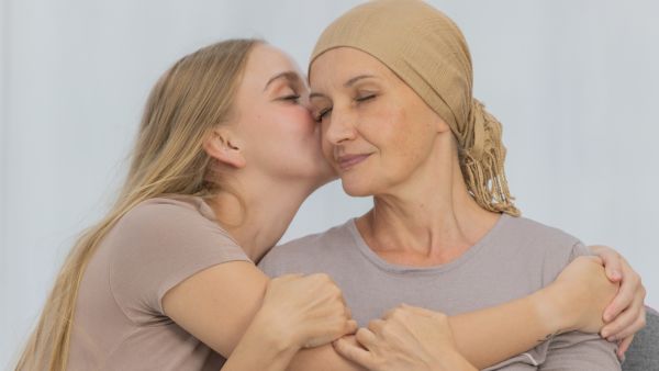هل الحالة النفسية تسبب سرطان الثدي؟ هل الحالة النفسية تسبب سرطان الثدي؟
