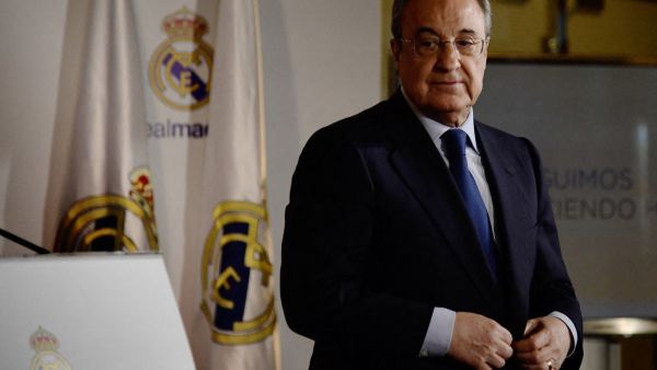 ريال مدريد يكثف سعيه للتعاقد مع ألكسندر أرنولد بعد إصابة كارفاخال