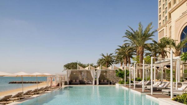 Four Seasons Resort and Residences at The Pearl-Qatar. Four Seasons Resort and Residences at The Pearl-Qatar Unveils Unique Collaboration with Renowned Artist Sassan Behnam-Bakhtiar