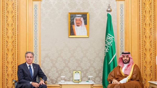 Blinken meets Saudi Crown Prince in Riyadh, advocates for Saudi-Israel normalization