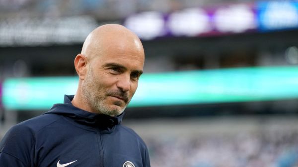 Head coach Enzo Maresca of Chelsea looks on during a pre-season friendly match against Real Madrid at Bank of America Stadium on August 06, 2024 in Charlotte, North Carolina. Grant Halverson/Getty Images/AFP (Photo by GRANT HALVERSON / GETTY IMAGES NORTH AMERICA / Getty Images via AFP)