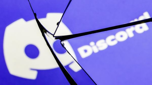 Russia bans Discord in latest move to tighten internet control