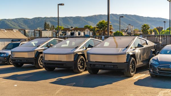 Tesla issues recall for 27,000 Cybertrucks over reverse camera issues