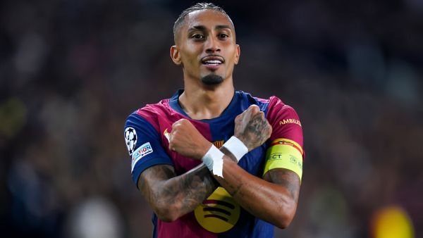 برشلونة يتحرك لتجديد عقد رافينيا