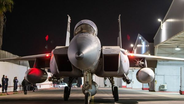 الهجوم نفذ عبر أجواء تسيطر عليها القوات الأميركية