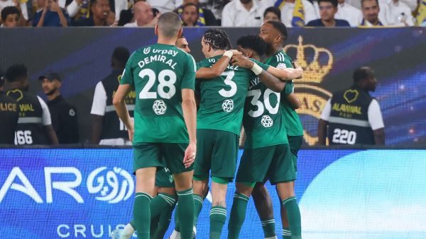 الأهلي يتحدى العين اليوم (Photo by Fayez NURELDINE / AFP)