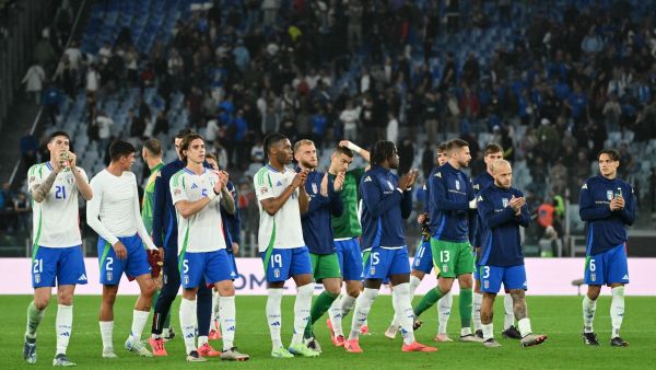 منتخب إيطاليا في مهمة صعبة أمام نظيره البلجيكي (Photo by Alberto PIZZOLI / AFP)