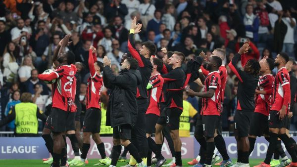 ميلان يضاعف من محن ريال مدريد (Photo by Pierre-Philippe MARCOU / AFP)