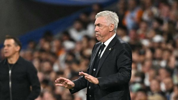 مدرب ليغانيس يصف أنشيلوتي بالنموذج المثالي