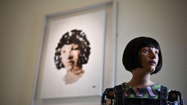Ai-Da robot sells her Portrait of English Mathematician for $1M