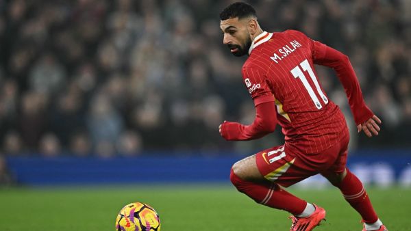 ليون يكشف عن سعر بديل محمد صلاح في ليفربول