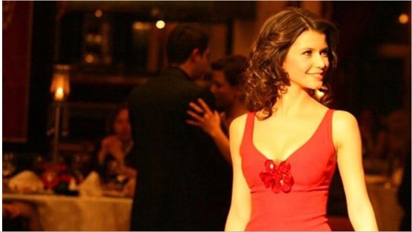 Beren Saat, Turkish actress