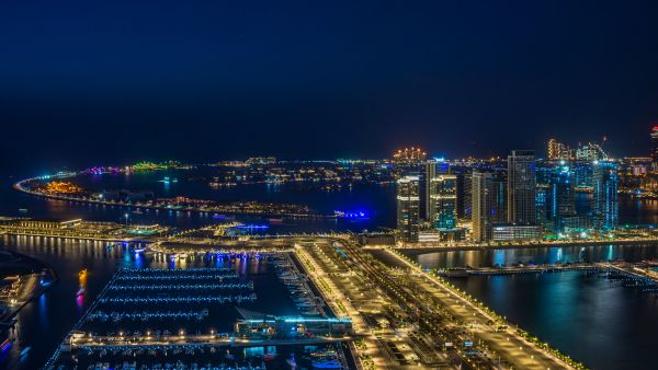 سيستقبل الطابق 52 الذي تمّ تجديده حديثًا الضيوف ابتداءً من 26 نوفمبر، مع افتتاح "أوبزرفاتوري لاونج" بحلّته الجديدة، بالإضافة إلى افتتاح مطعم "برايم 52 ستيك هاوس" الجديد كليًا، لتقديم تجربتَي طعام مميزتَين مع إطلالات خلّابة على دبي. سيستقبل الطابق 52 الذي تمّ تجديده حديثًا الضيوف ابتداءً من 26 نوفمبر، مع افتتاح "أوبزرفاتوري لاونج" بحلّته الجديدة، بالإضافة إلى افتتاح مطعم "برايم 52 ستيك هاوس" الجديد كليًا، لتقديم تجربتَي طعام مميزتَين مع إطلالات خلّابة على دبي.