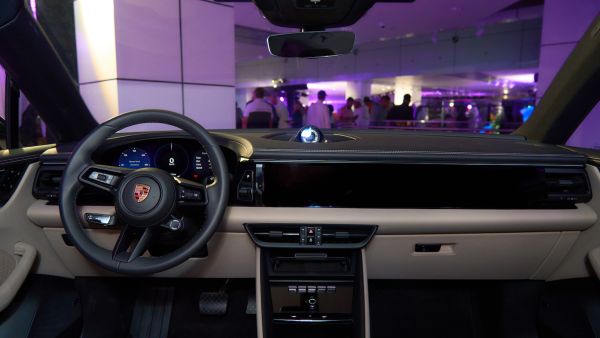 Porsche Centre Kuwait launches the new all-electric Macan: redefining luxury & power 