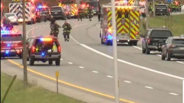 30 injured in US tour bus overturning near Niagara Falls