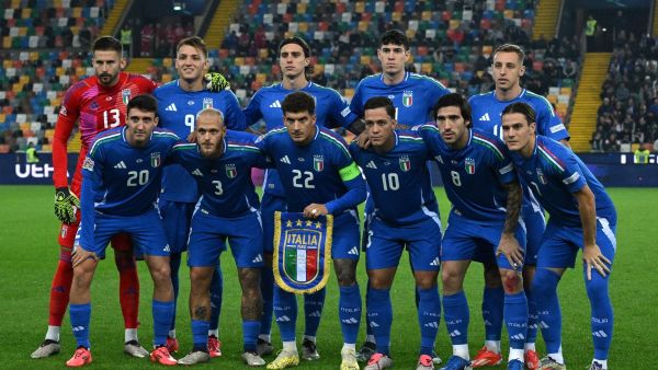 Italy's team at the Friuli stadium in Udine, on October 14, 2024. (Photo by Tiziana FABI / AFP)