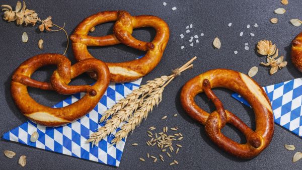 بريتزل طري وسهل التحضير