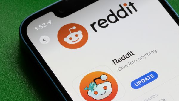 Reddit surpasses X to become the most-preferred app in the UK